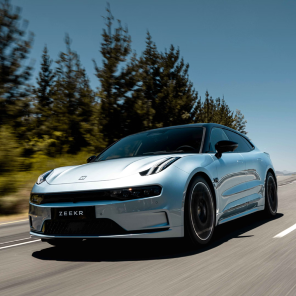 ZEEKR 001