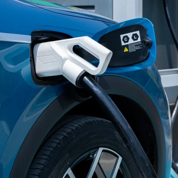 Veículo híbrido plug-in servem para viagens longas